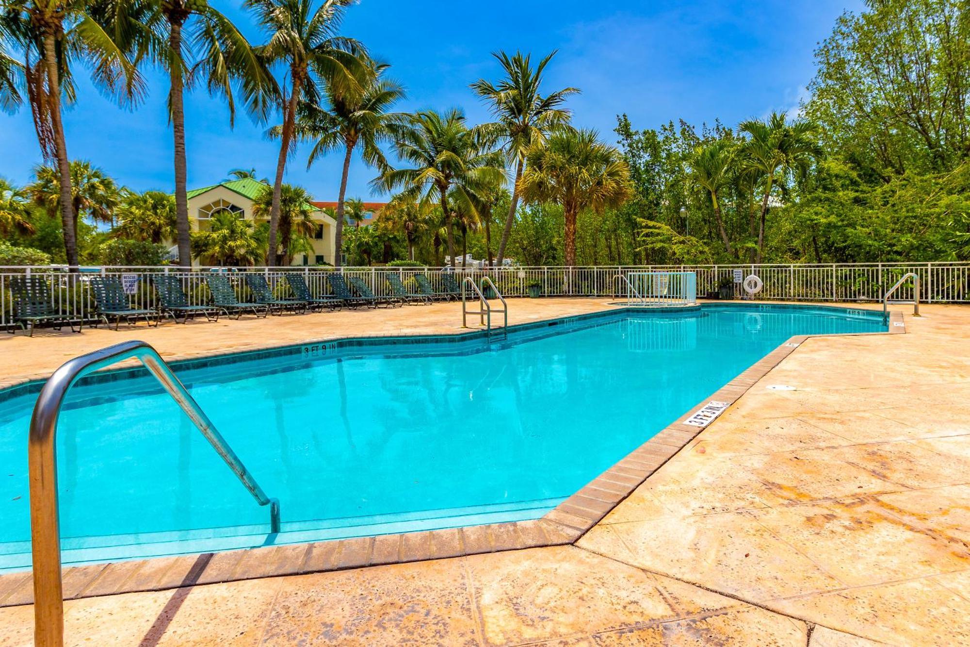 קי וסט Sunrise Suites Big Kahuna Suite #202 חדר תמונה